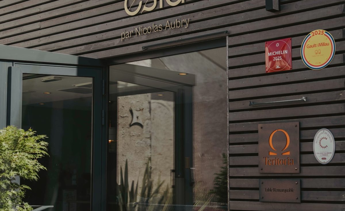 Меню ресторана EZIA, отель-ресторан недалеко от Блуа, 1 зведа Мишелина