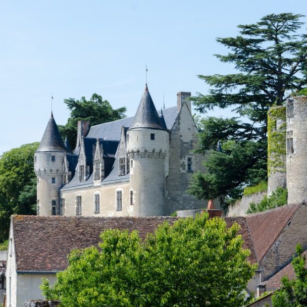 Средневековый замок Монтрезор