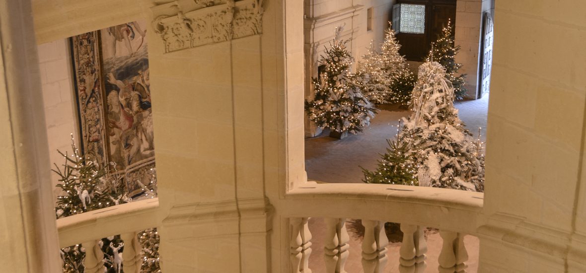 Знаменитая лестница замка Шамбор